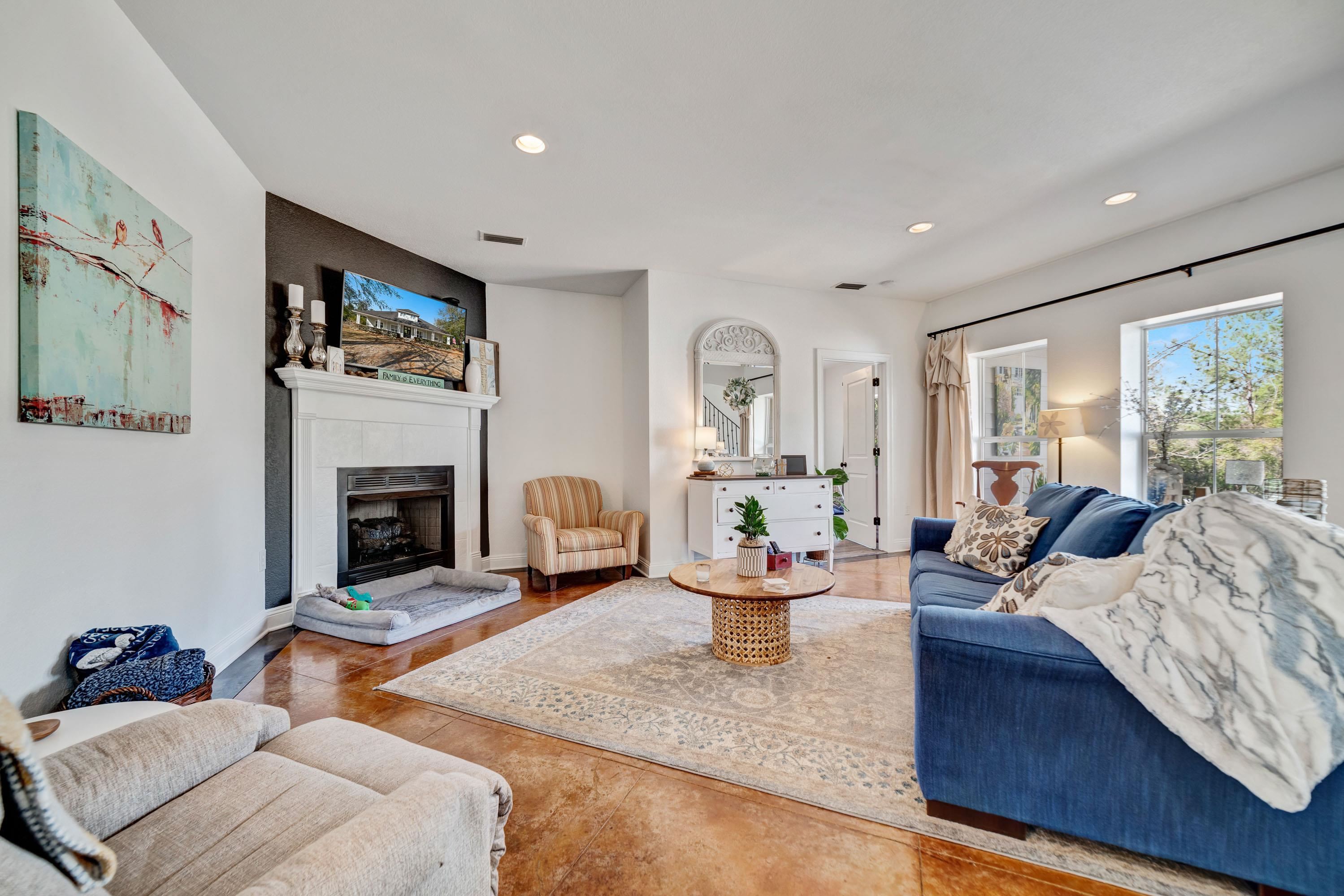 7875 Bromley Road Bay Minette, AL 36507 - Photo 18 of 39 Living room