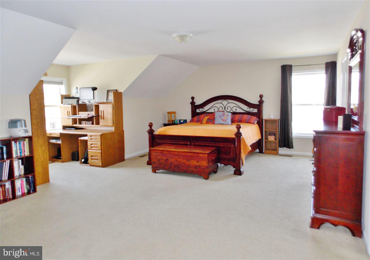 1180 Saddleback Road York, PA 17408 - Photo 14 of 34 Gallery Image 14