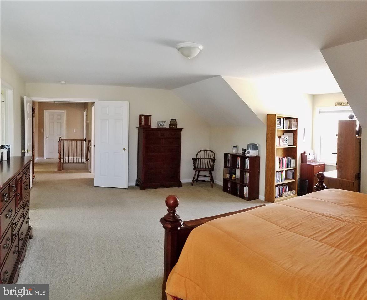 1180 Saddleback Road York, PA 17408 - Photo 15 of 34 Gallery Image 15