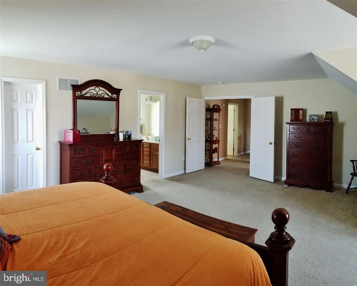 1180 Saddleback Road York, PA 17408 - Photo 16 of 34 Gallery Image 16