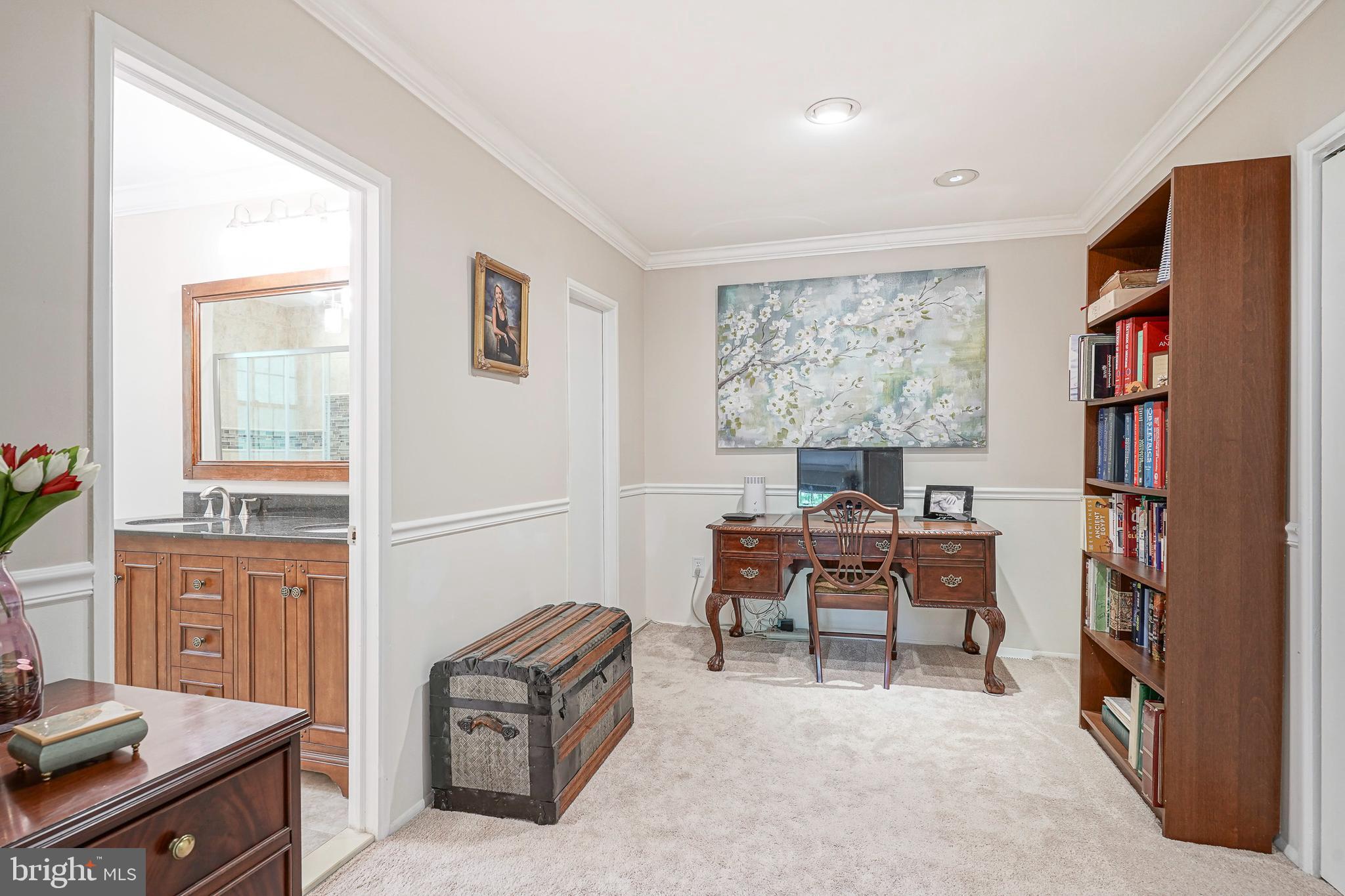 107 Greenvale Road Cherry Hill, NJ 08034 - Photo 31 of 47 Sitting Room/Dressing Area Has Walk In Closet