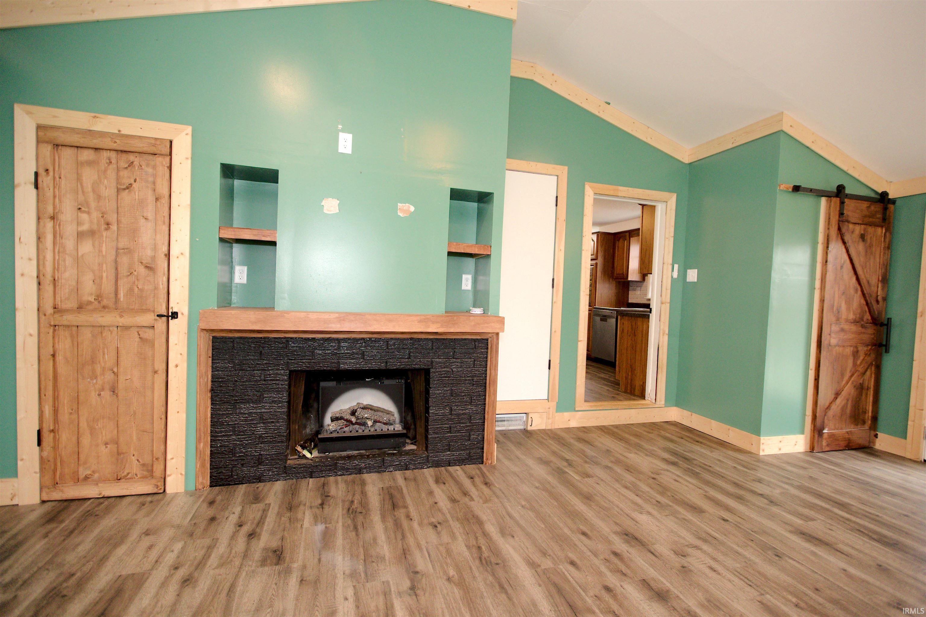 515 East Riverside Road Huntington, IN 46750 - Photo 5 of 29 Gallery Image 5