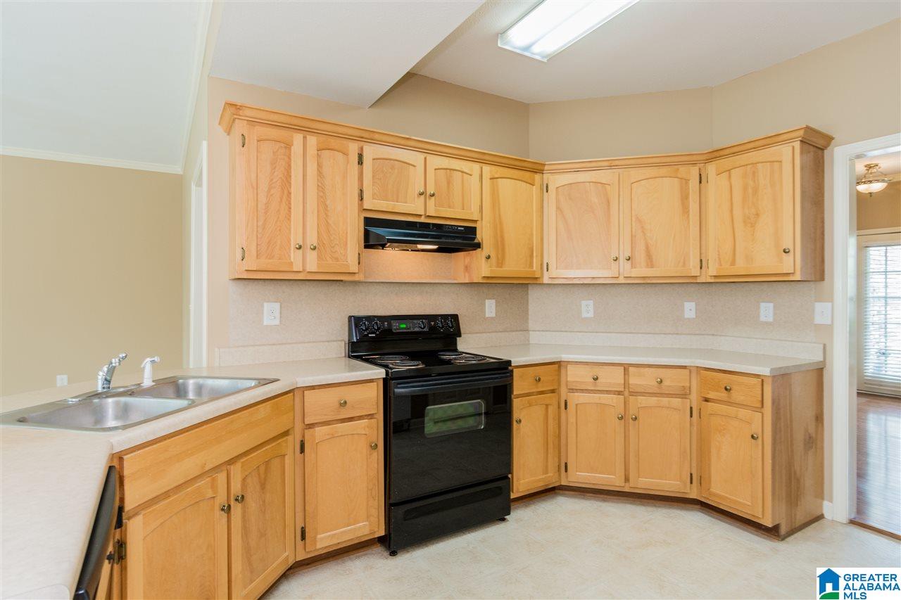 569 Hackberry Ridge Cove Birmingham, AL 35226 - Photo 6 of 32