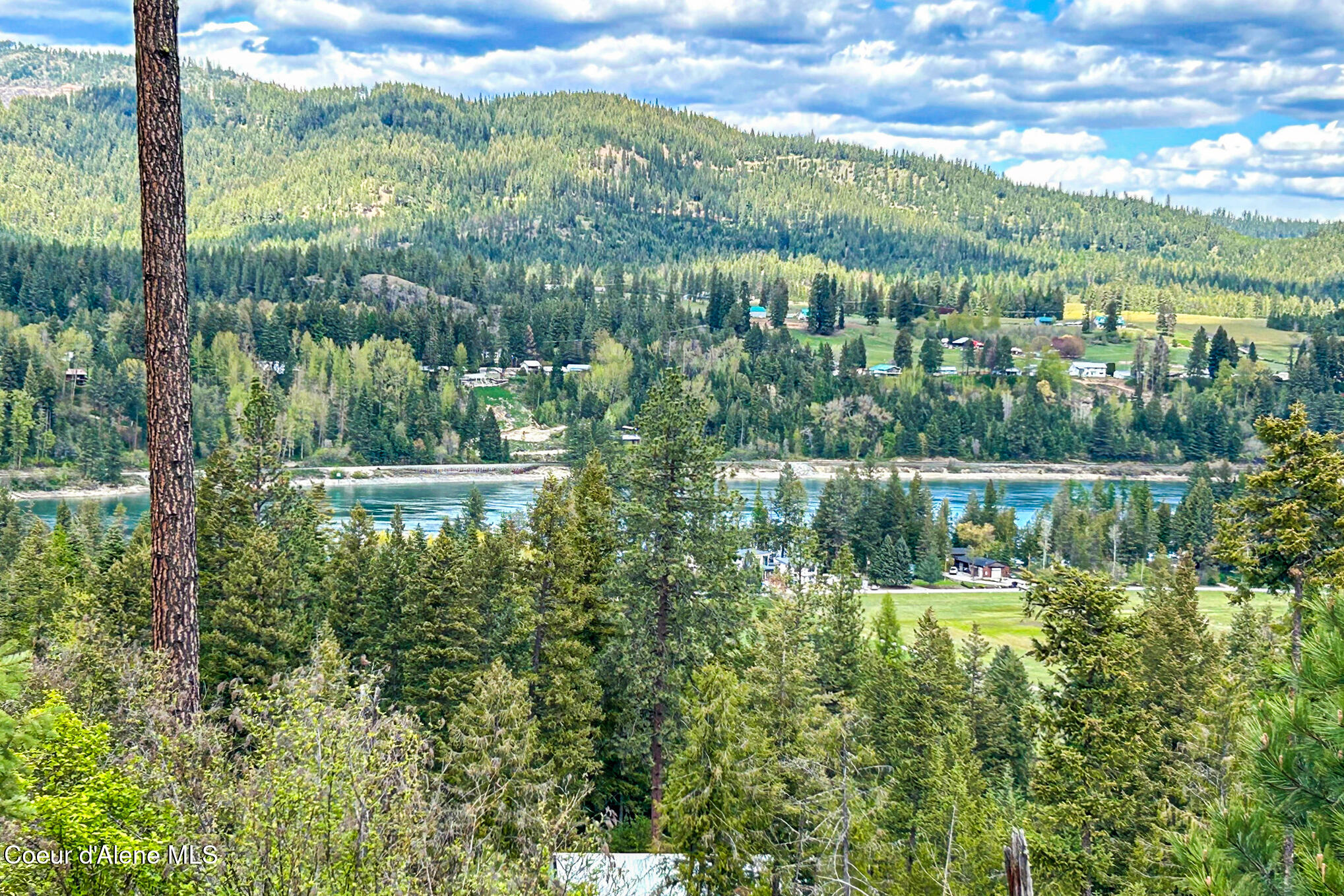 65 Cougar Ridge Lane Priest River, ID 83856 - Photo 10 of 13 65 Cougar Ridge Ln 9
