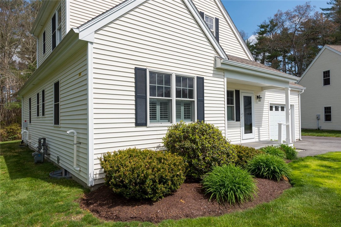 21 Bisbee Drive, Unit 21 Rochester, MA 02770 - Photo 5 of 21