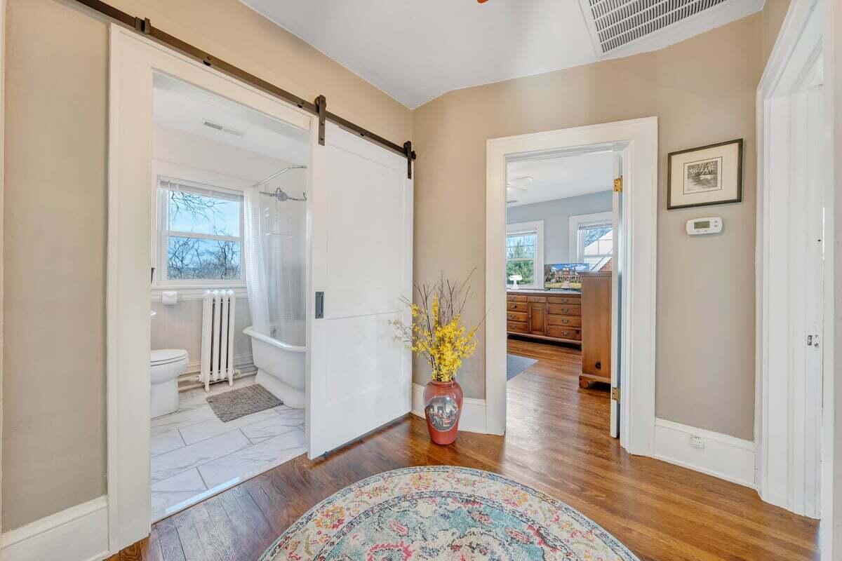 2455 Tillett Road Southwest Roanoke, VA 24015 - Photo 20 of 37 020