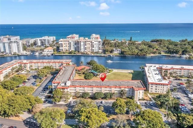 $3,600 | 3150 Northeast 48th Court, Unit 204, Lighthouse Point, FL 33064