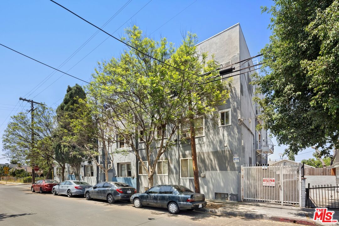 1000 North Serrano Avenue Los Angeles, CA 90029 - Photo 6 of 7 front view of a building with a street