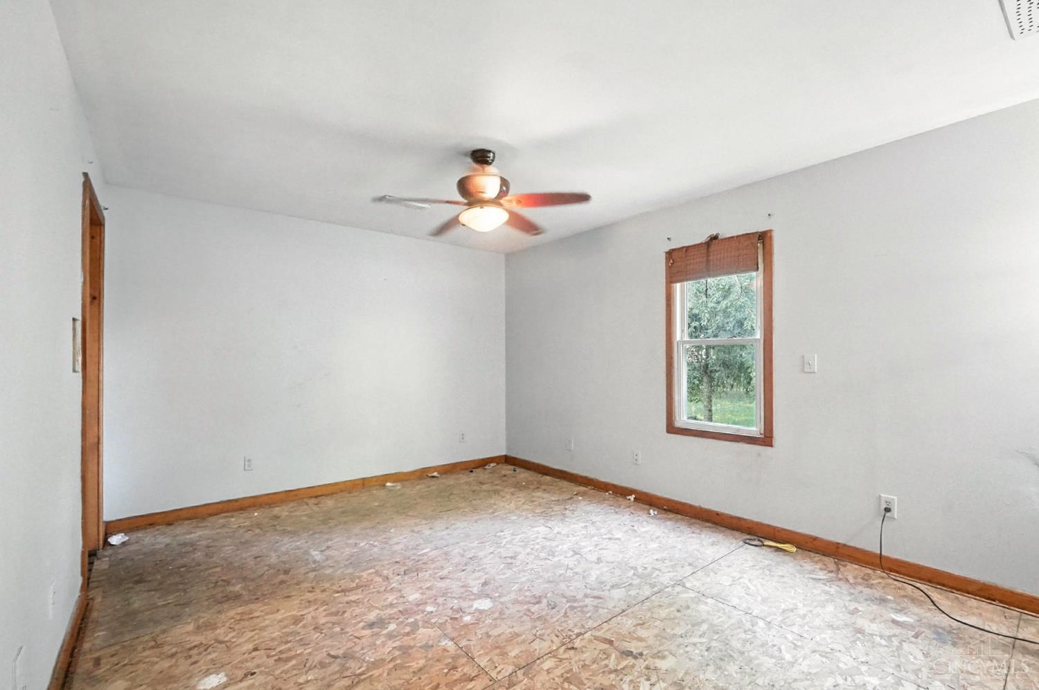 5433 Augspurger Road Trenton, OH 45067 - Photo 9 of 15 Gallery Image 9