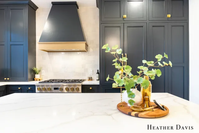 $2,350,000 | 16976 Lake Avenue, West Olive, MI 49460