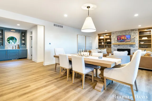 $2,350,000 | 16976 Lake Avenue, West Olive, MI 49460