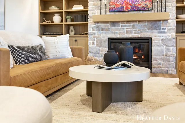 $2,350,000 | 16976 Lake Avenue, West Olive, MI 49460