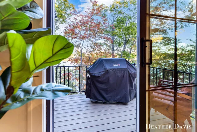 $2,350,000 | 16976 Lake Avenue, West Olive, MI 49460