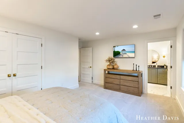 $2,350,000 | 16976 Lake Avenue, West Olive, MI 49460