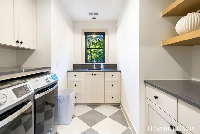 $2,350,000 | 16976 Lake Avenue, West Olive, MI 49460