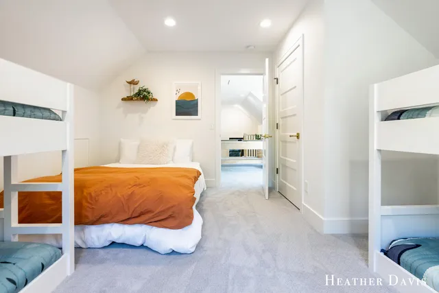 $2,350,000 | 16976 Lake Avenue, West Olive, MI 49460