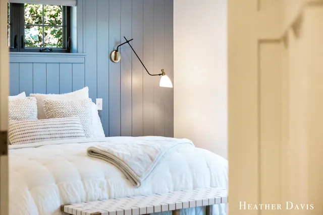 $2,350,000 | 16976 Lake Avenue, West Olive, MI 49460