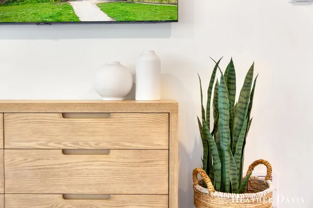 $2,350,000 | 16976 Lake Avenue, West Olive, MI 49460