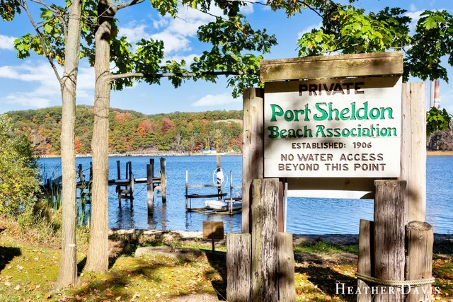 $2,350,000 | 16976 Lake Avenue, West Olive, MI 49460