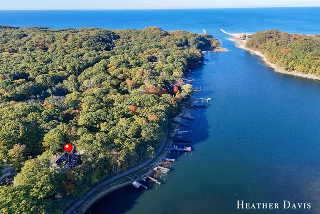 $2,350,000 | 16976 Lake Avenue, West Olive, MI 49460