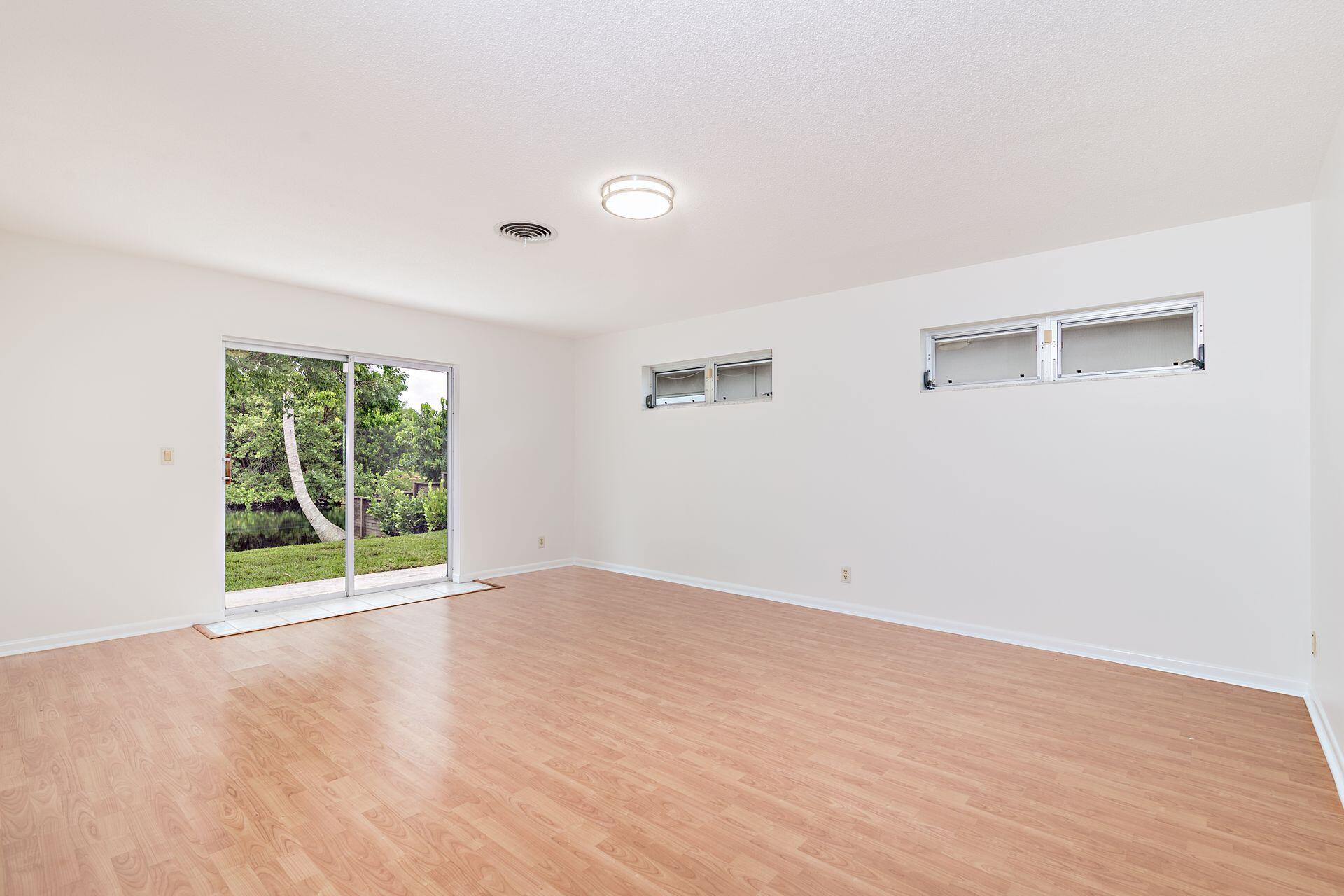 1894 Tudor Road Juno Beach, FL 33408 - Photo 14 of 20 16
