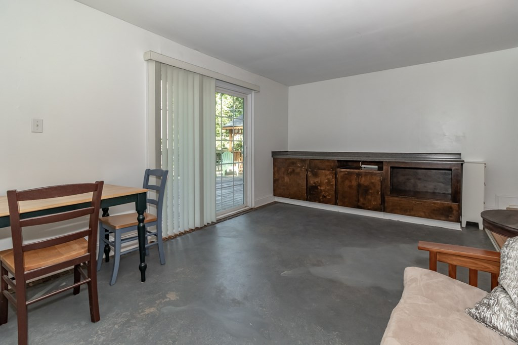 225 Spring Valley Road Waynesboro, GA 30830 - Photo 17 of 47 Gallery Image 17