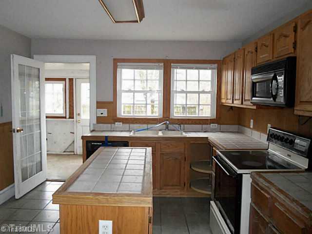 Kitchen. 