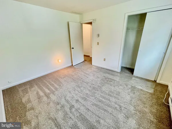 $179,900 | 25 Camelot Court, Stewartstown, PA 17363