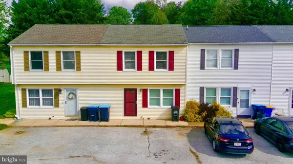 $179,900 | 25 Camelot Court, Stewartstown, PA 17363