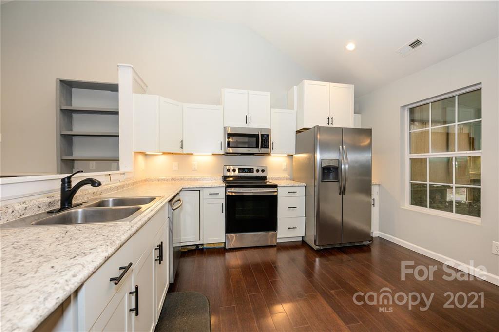 108 Maple Street Clover, SC 29710 - Photo 8 of 28 Gallery Image 8