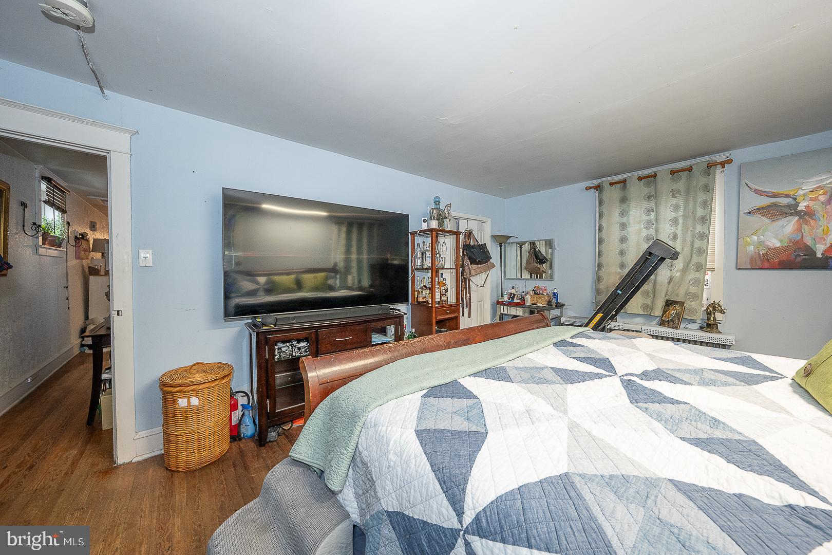 30 Grove Avenue Devon, PA 19333 - Photo 19 of 44 Second Floor Bedroom
