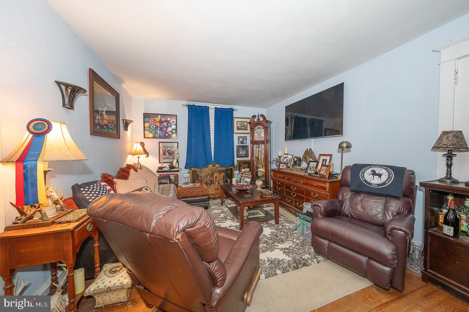 30 Grove Avenue Devon, PA 19333 - Photo 23 of 44 Second Floor Living Room
