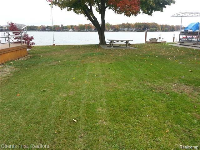 0 Desmond Road Waterford, MI 48329 - Photo 2 of 9 AB5.jpg