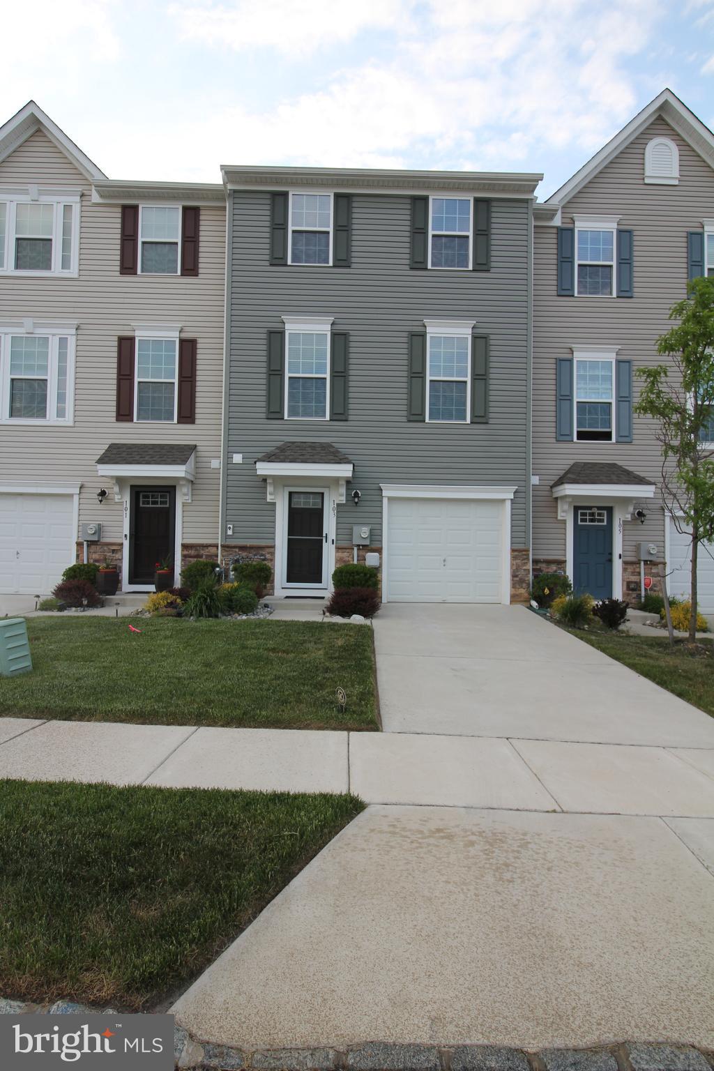 103 Freedom Way Sicklerville, NJ 08081 - Photo 1 of 47