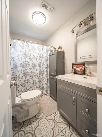 $187,000 | 615 West 4th Street, Dixon, MO 65459