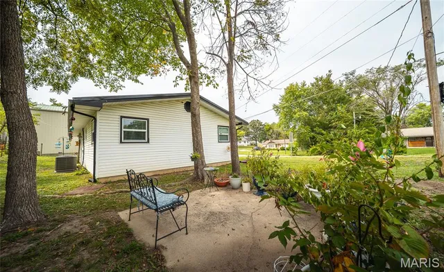 $187,000 | 615 West 4th Street, Dixon, MO 65459