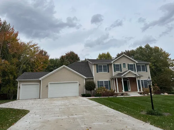 $510,000 | 2454 South Paxton Drive, Warsaw, IN 46580