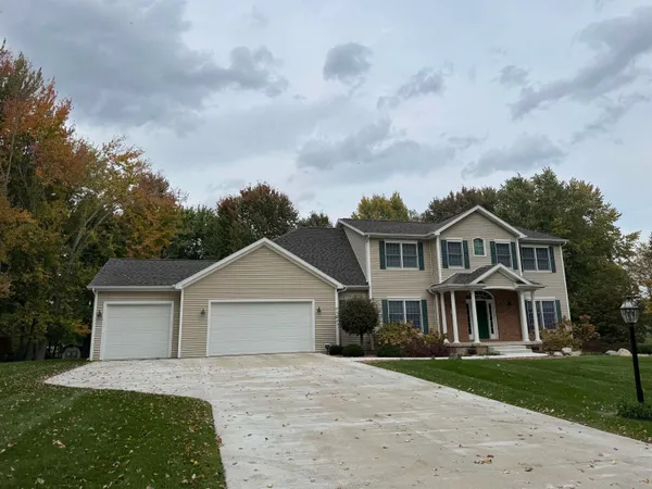 $510,000 | 2454 South Paxton Drive, Warsaw, IN 46580