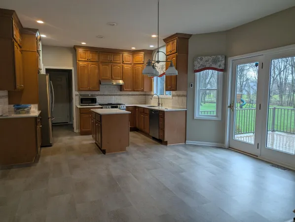 $510,000 | 2454 South Paxton Drive, Warsaw, IN 46580
