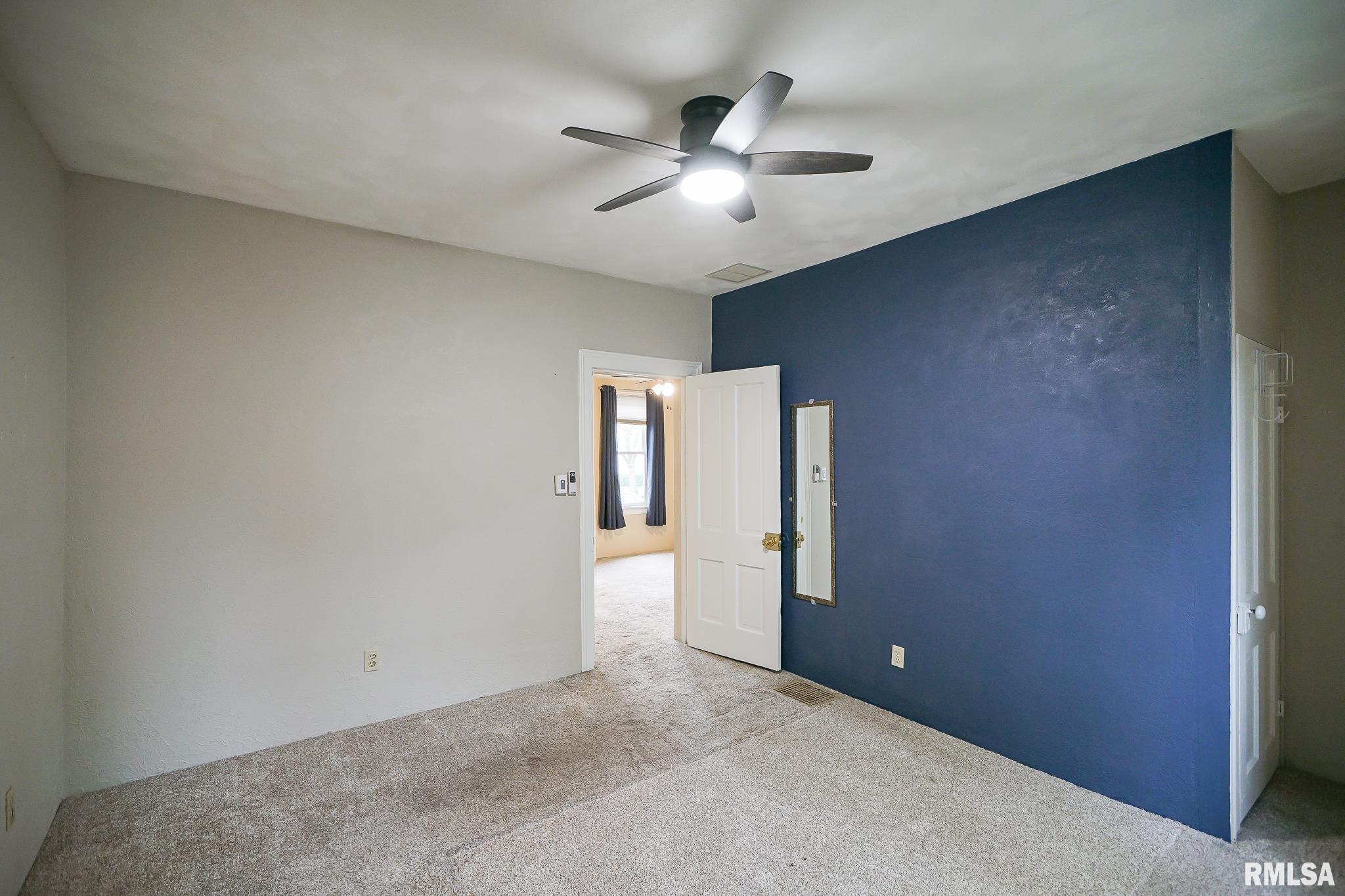 914 Henrietta Street Pekin, IL 61554 - Photo 31 of 61