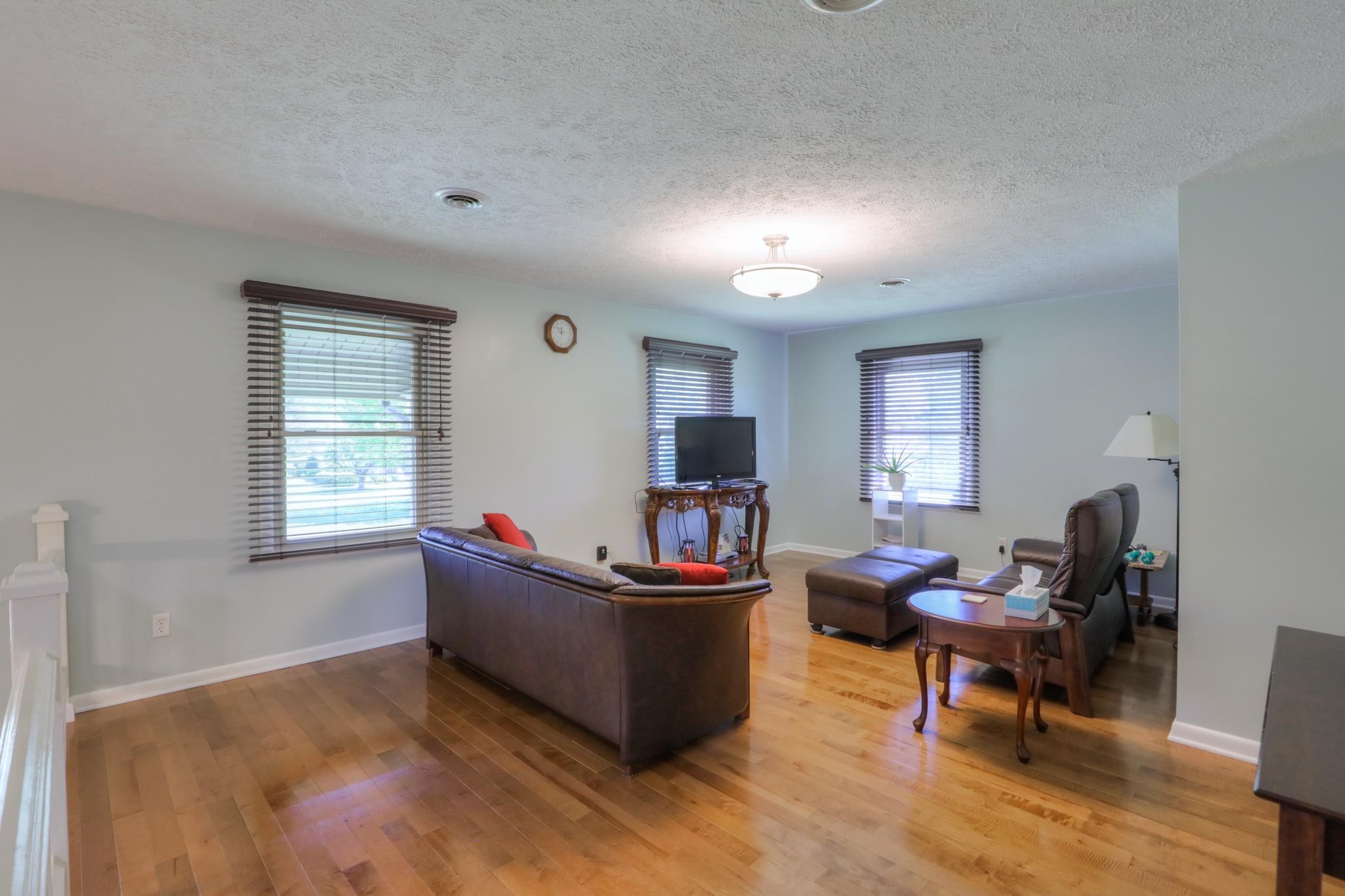 313 Rolling Acres Road Smithville, TN 37166 - Photo 5 of 30 Gallery Image 5