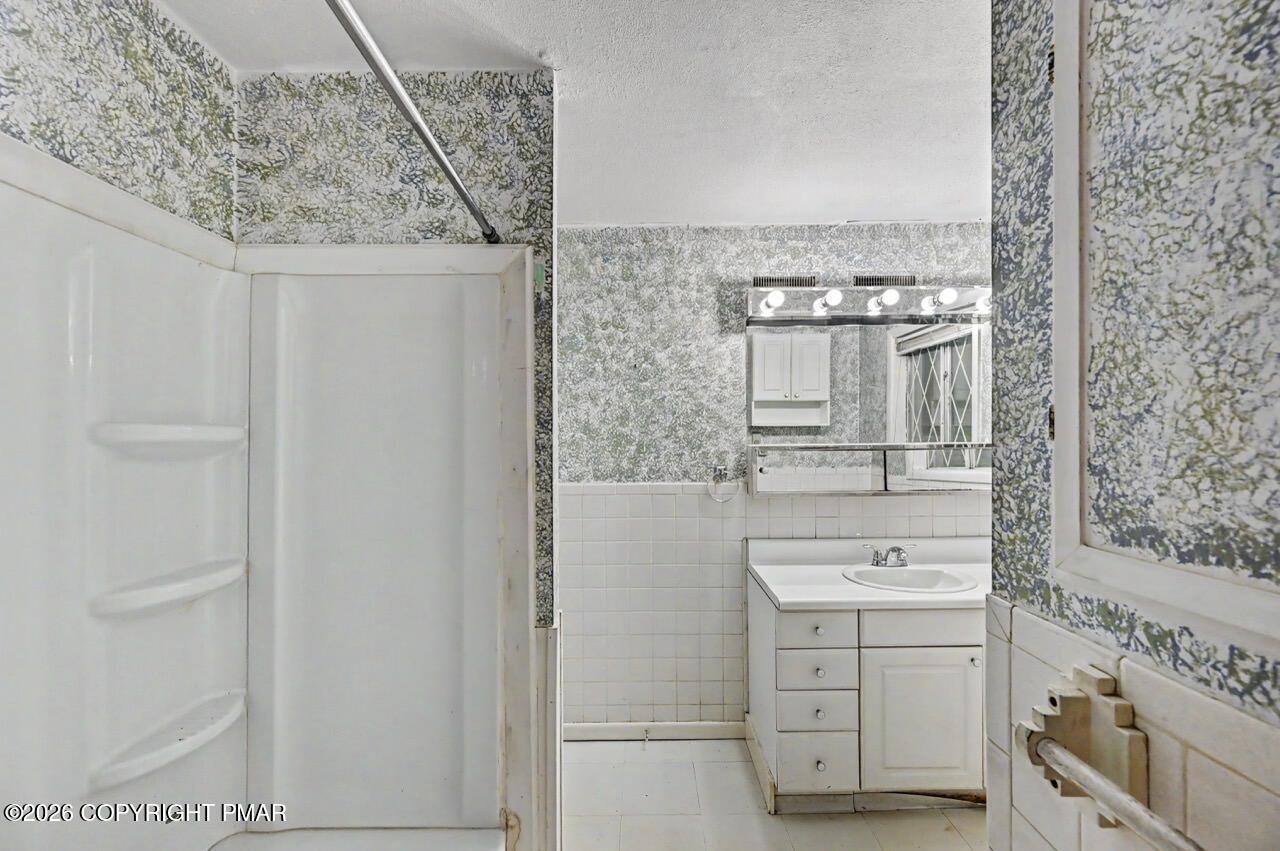 3331 Aspen Road Kunkletown, PA 18058 - Photo 22 of 50 Full Bathroom