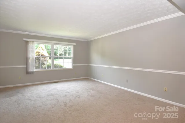 $219,000 | 35 Capri Lane, Unit 11C, Hendersonville, NC 28791