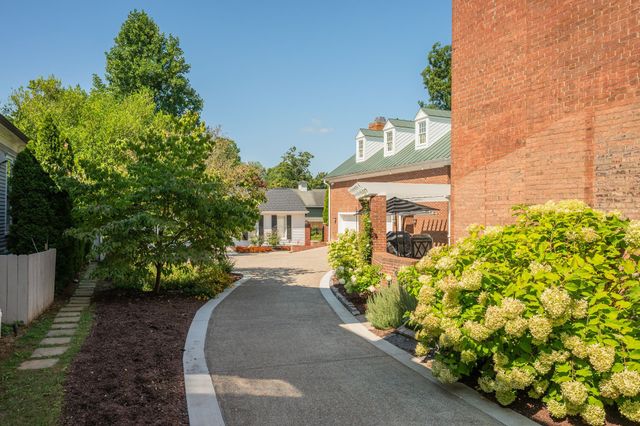 $4,495,000 | 224 3rd Avenue South, Franklin, TN 37064