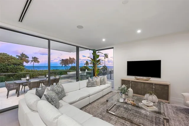 $10,200,000 | 1813 North Fort Lauderdale Beach Boulevard, Fort Lauderdale, FL 33305