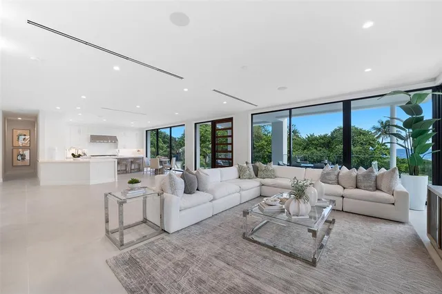 $10,200,000 | 1813 North Fort Lauderdale Beach Boulevard, Fort Lauderdale, FL 33305