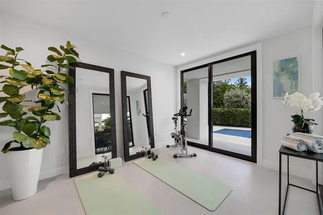 $10,200,000 | 1813 North Fort Lauderdale Beach Boulevard, Fort Lauderdale, FL 33305