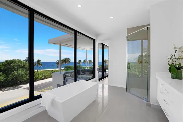 $10,200,000 | 1813 North Fort Lauderdale Beach Boulevard, Fort Lauderdale, FL 33305