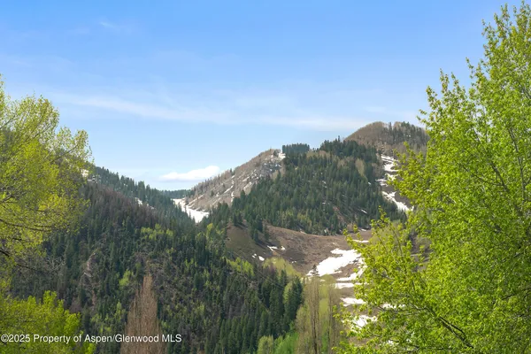 $9,500 | 725 East Main Street, Unit 309, Aspen, CO 81611