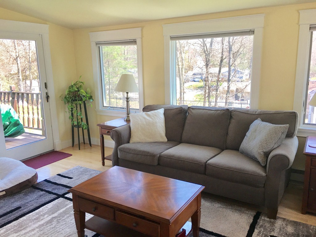 4 Melch Road Lynnfield, MA 01940 - Photo 6 of 23 Gallery Image 6